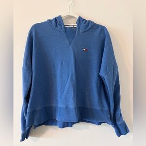 TOMMY HILFIGER • Blue Sweatshirt/ Hoodie • Large •